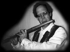 Gilberto Hildavio, alto flute, English horn and recorder